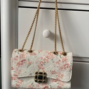 Floral Lace Chain Strap Bag